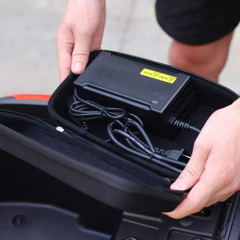 حقيبة تخزين لشاحن المركبات الك - مراجعة Electric Scooter Charger وسعره